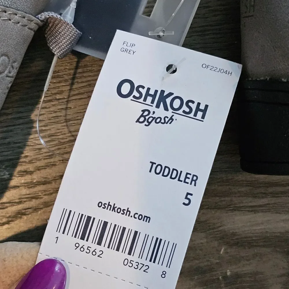 OshKosh B'Gosh Flip Fashion Boot,grey color size 5 toddler.